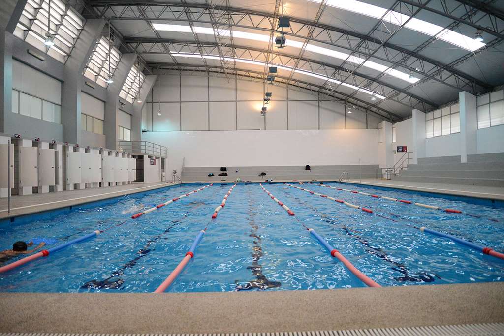 32. Piscina